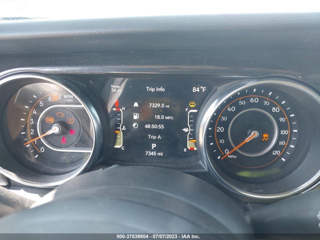 1C4HJXDN3MW869743 Jeep Wrangler Unlimited Sport Altitude