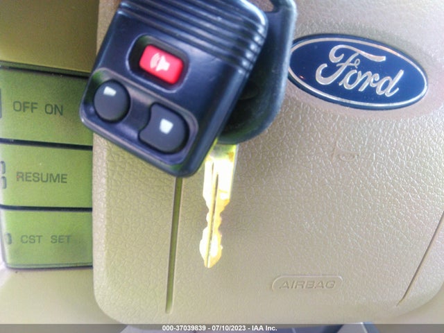 2004 FORD F-150 LARIAT VIN: 1FTPW14524KC65909