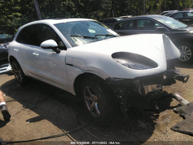 2020 PORSCHE MACAN WP1AA2A5XLLB05833 Photo 0