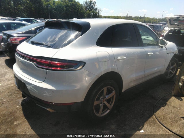 2020 PORSCHE MACAN WP1AA2A5XLLB05833 Photo 3