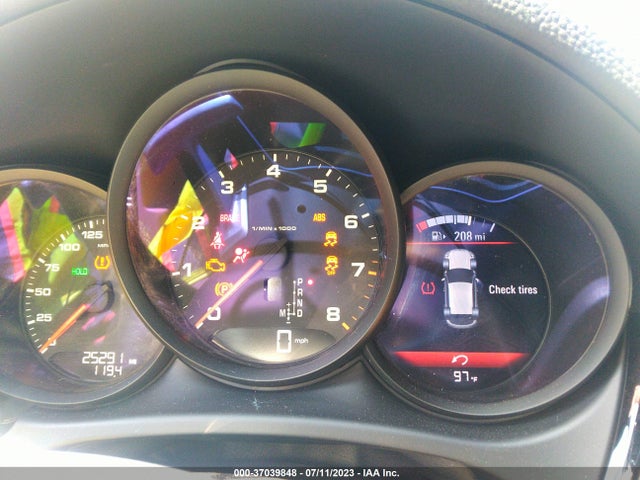 2020 PORSCHE MACAN WP1AA2A5XLLB05833 Photo 6
