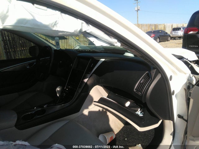2015 INFINITI Q50 VIN: JN1BV7AR4FM405301