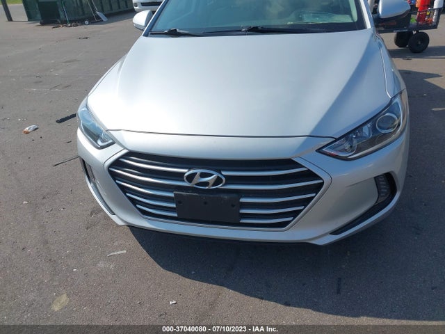Hyundai Elantra Value Edition 2018 5NPD84LF6JH345930 Image 12