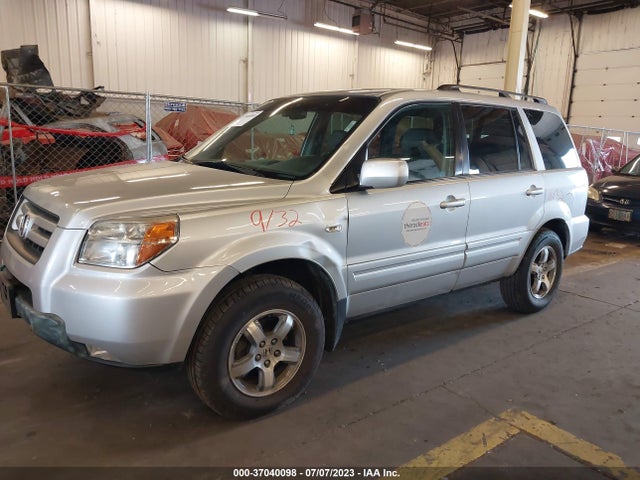 2006 HONDA PILOT EX-L WITH RES VIN: 2HKYF186X6H550107