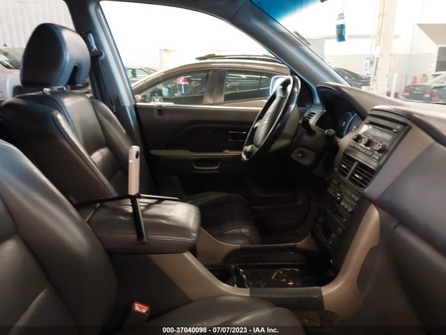 2006 HONDA PILOT EX-L WITH RES VIN: 2HKYF186X6H550107