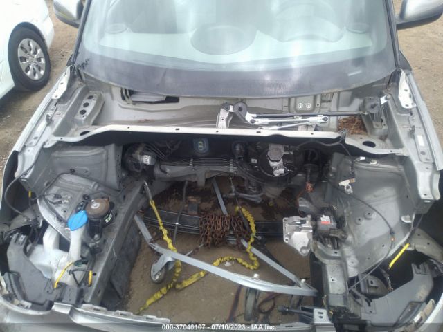 KNDJN2A2XJ7572252 KIA Soul Base