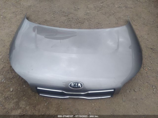 KNDJN2A2XJ7572252 KIA Soul Base