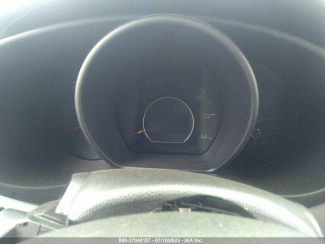 KNDJN2A2XJ7572252 KIA Soul Base