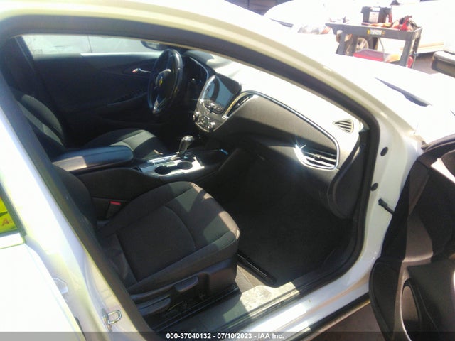 Chevrolet MALIBU LT 2018 1G1ZD5STXJF233391 Image 5