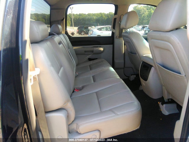 2011 CHEVROLET SILVERADO 1500 LT VIN: 3GCPCSE04BG401401
