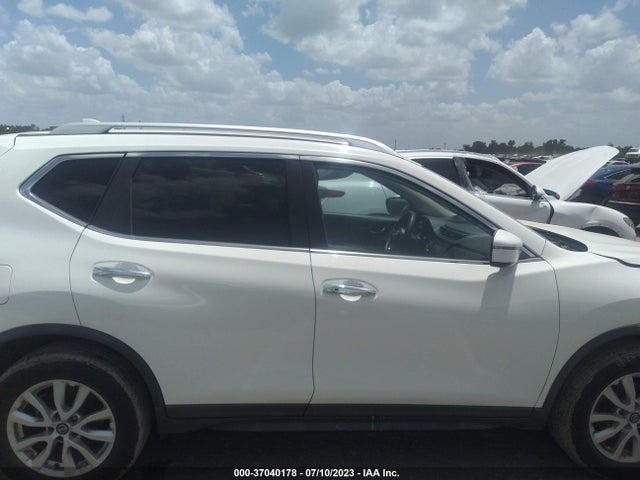2018 NISSAN ROGUE SV VIN: KNMAT2MT2JP525453