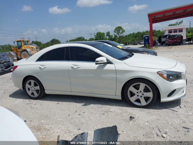 2017 MERCEDES-BENZ CLA CLA 250 VIN: WDDSJ4EB8HN454685