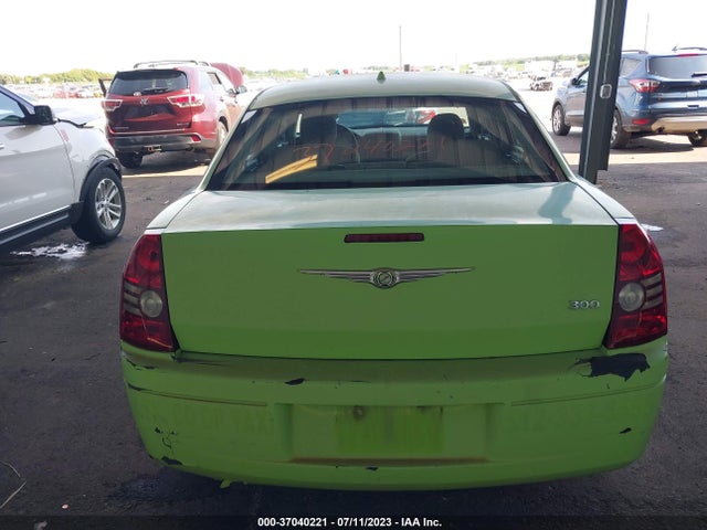 2008 CHRYSLER 300 LX VIN: 2C3KA43R88H193405