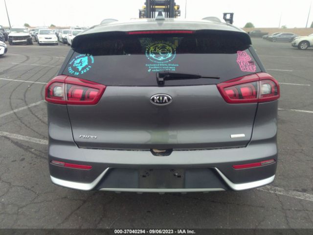 KNDCB3LCXH5057366 KIA NIRO LX