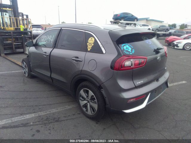KNDCB3LCXH5057366 KIA NIRO LX