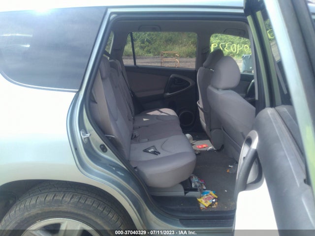2006 TOYOTA RAV4 BASE VIN: JTMBD33V366005401