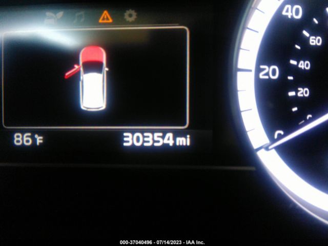 KNDCB3LCXK5295306 KIA NIRO LX