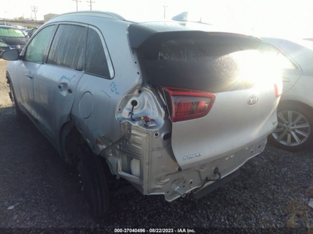 KNDCB3LCXK5295306 KIA NIRO LX