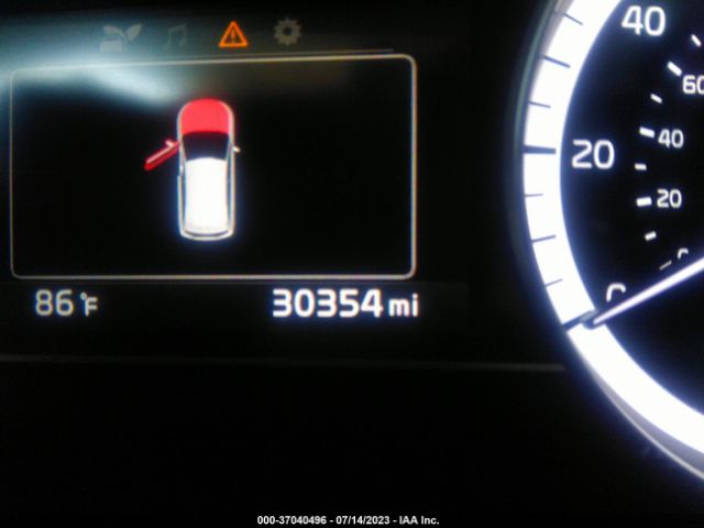 KNDCB3LCXK5295306 KIA NIRO LX