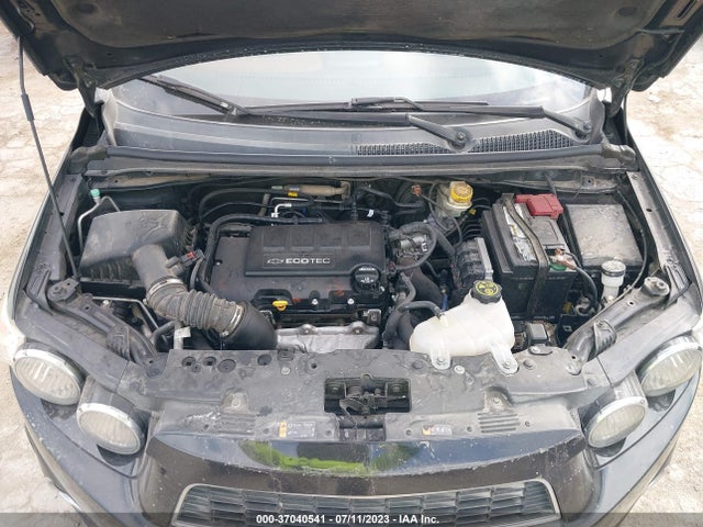 Chevrolet SONIC LTZ 2015 1G1JE6SB3F4102555 Image 10