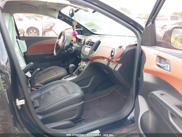 Chevrolet SONIC LTZ 2015 1G1JE6SB3F4102555 Image 5