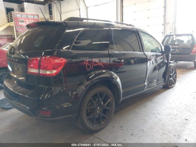 3C4PDDBGXJT323108 Dodge Journey Sxt