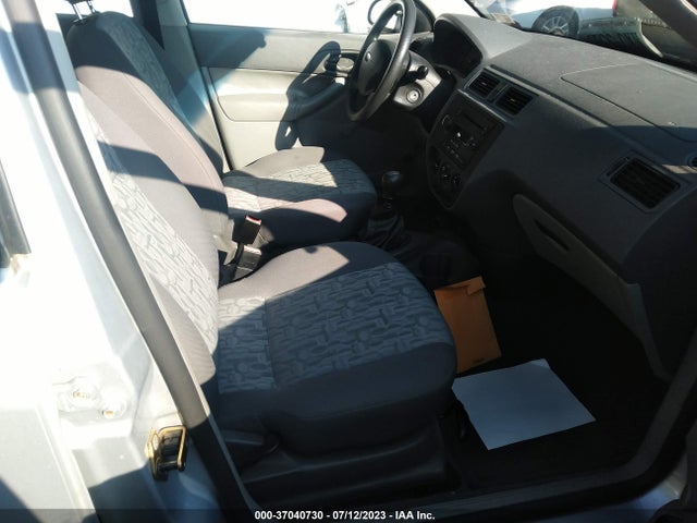 2005 FORD FOCUS S/SE/SES VIN: 1FAFP34N25W184106