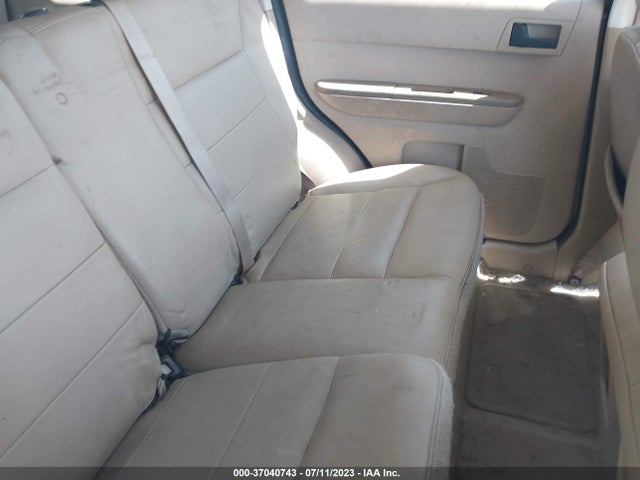 2008 FORD ESCAPE XLT VIN: 1FMCU93128KA24662