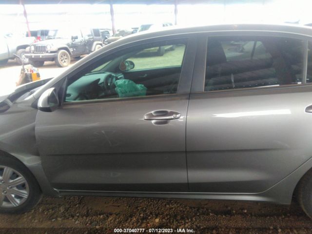 3KPA24AD6ME385018 KIA RIO S