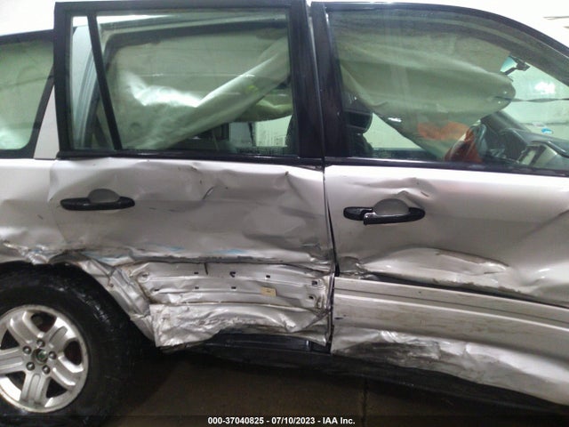 2007 HONDA PILOT LX VIN: 2HKYF18167H536484