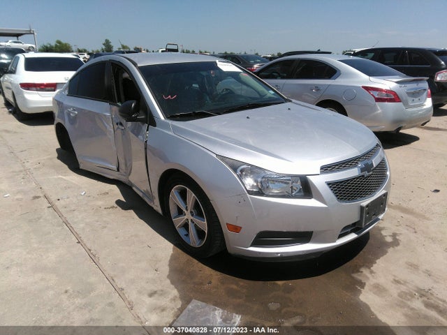2014 1G1PA5SH3E7234569 main image