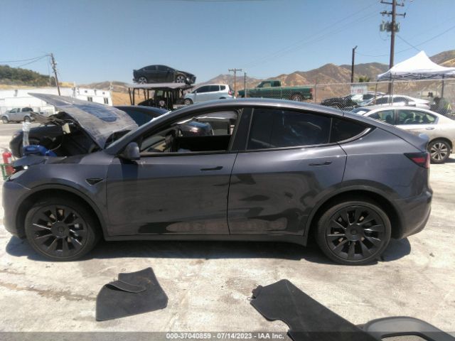 5YJYGDEE4MF183145 Tesla Model Y Long Range