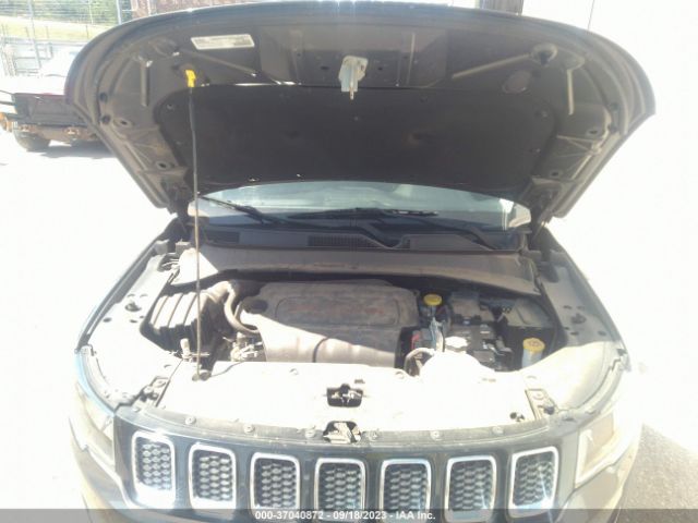 3C4NJCCBXJT489125 Jeep Compass Limited