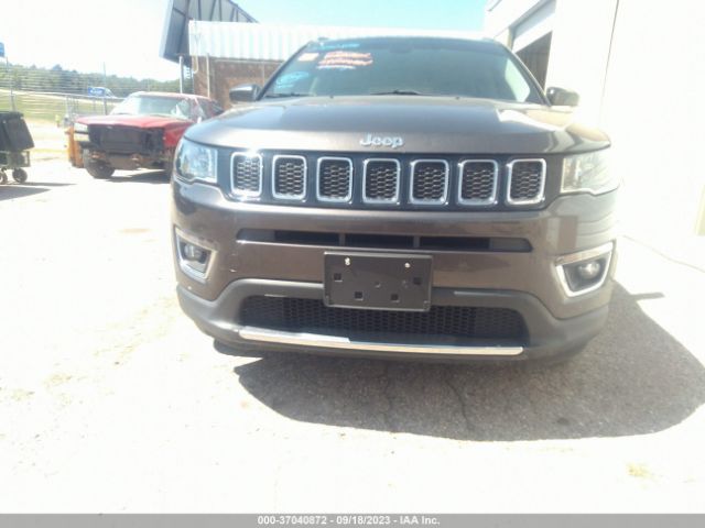 3C4NJCCBXJT489125 Jeep Compass Limited