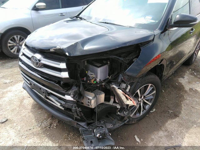Toyota Highlander Xle/se 2017 5TDJZRFH1HS401769 Image 12