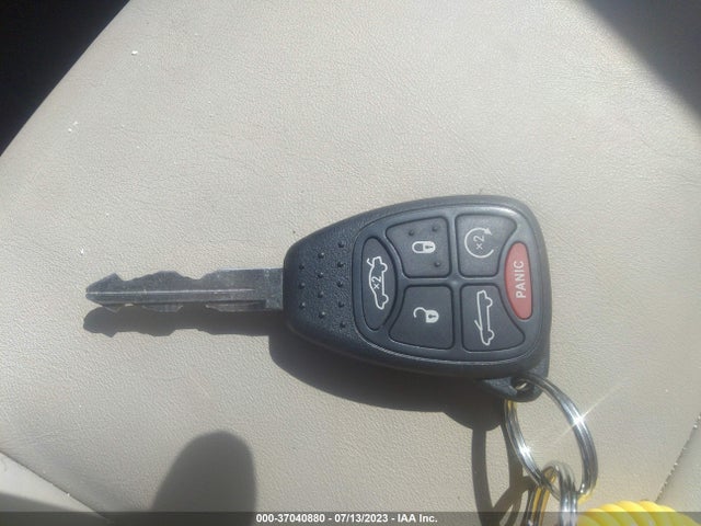1C3BCBFG7EN135247 Chrysler 200 Limited