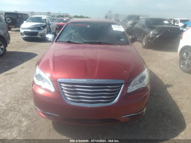 1C3BCBFG7EN135247 Chrysler 200 Limited