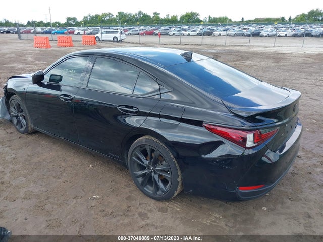 58AGA1C13NU015618 Lexus Es Es 300h F Sport