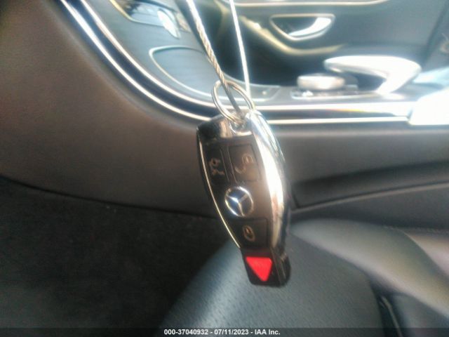55SWF4KB4GU138780 Mercedes-Benz C-class C 300