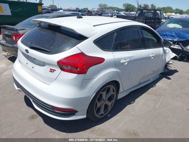 1FADP3L92JL289803 Ford FOCUS ST