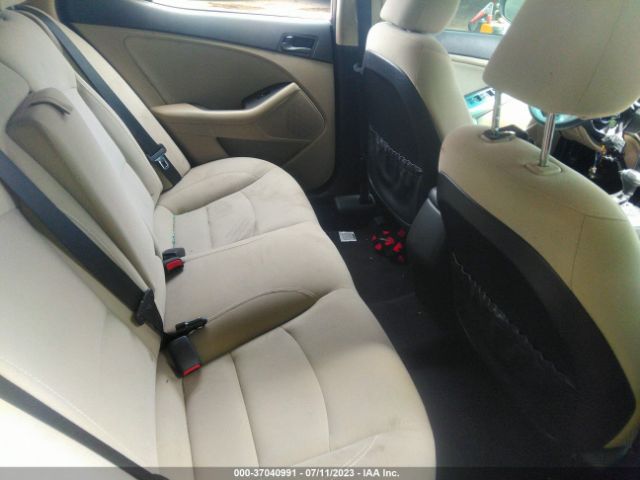 5XXGM4A76FG422917 KIA Optima Lx
