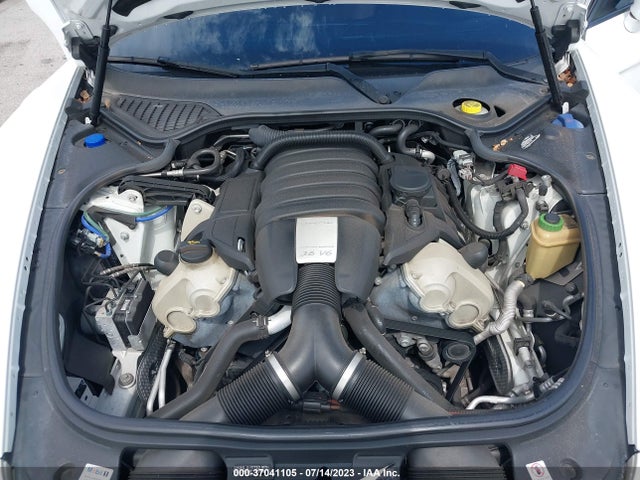 2015 Porsche Panamera, VIN: WP0AA2A71FL002212