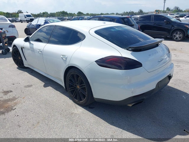 2015 Porsche Panamera, VIN: WP0AA2A71FL002212