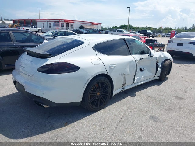 2015 Porsche Panamera, VIN: WP0AA2A71FL002212