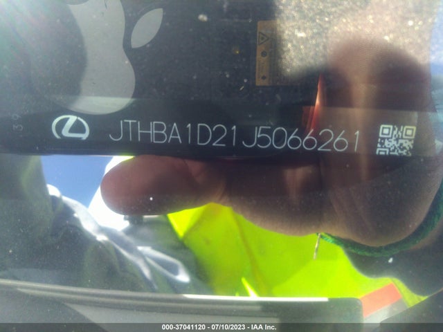 JTHBA1D21J5066261 Lexus Is Is 300