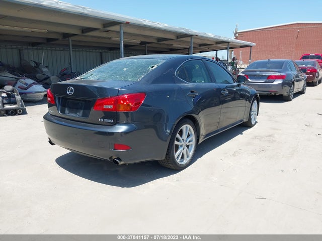 2006 LEXUS IS 250 AUTO VIN: JTHBK262962010917