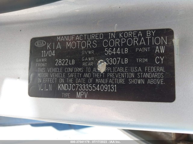 2005 KIA SORENTO LX/EX VIN: KNDJC733355409131