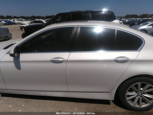WBA5A5C56FD521651 BMW 5 Series 528i