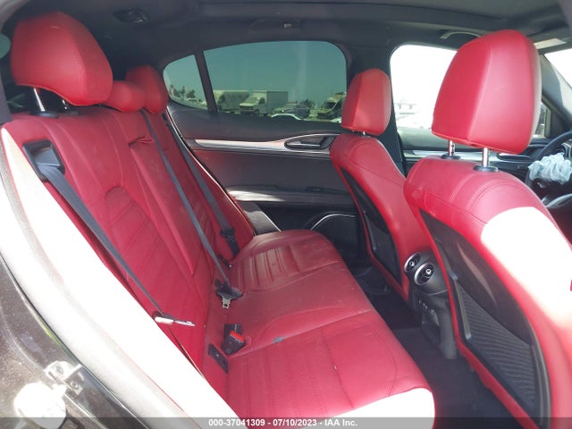 ZASPAKBNXN7D24546 Alfa Romeo Stelvio Veloce