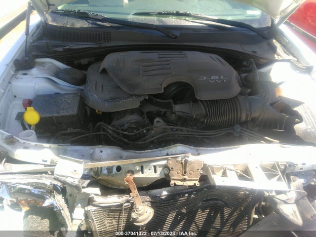 2C3CCAEG2HH564227 Chrysler 300 300c